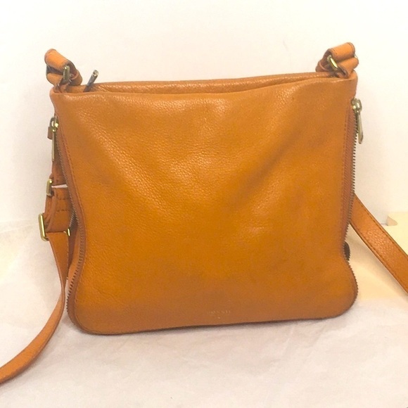 Fossil Preston Leather crossbody In orange - Picture 2 of 14